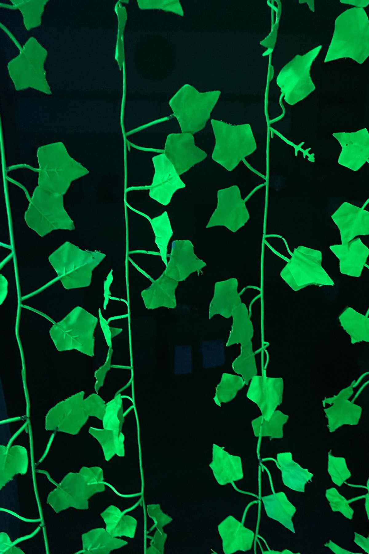 UV Green Fake Ivy