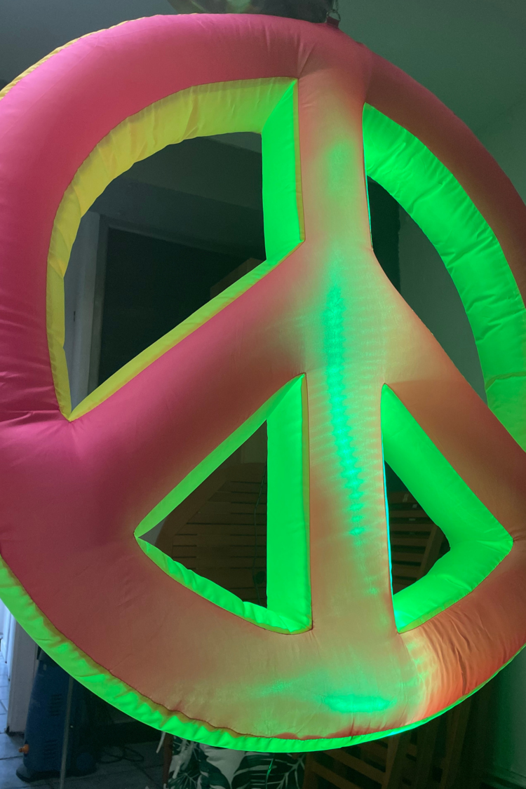 LED 1m size peace sign  inflatable party prop for rent