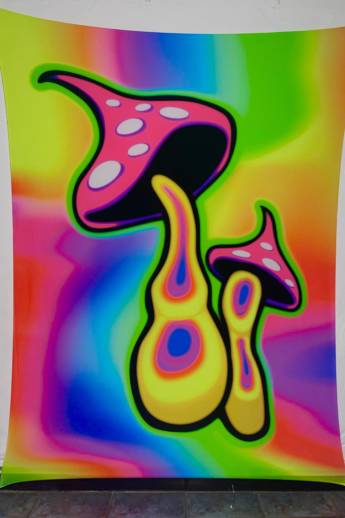 Medium UV Rainbow Party Hire Bundle – Psychedelic Stretch Webs with Pixie & Mushroom Wall Hanging