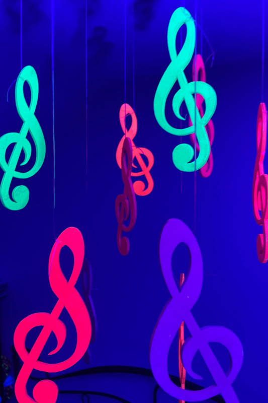 Pack Of 10 Hanging Music Notes