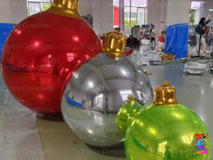 Pack of 6, 2m size Christmas inflatable baubles| Indoor and outdoor immersive event props