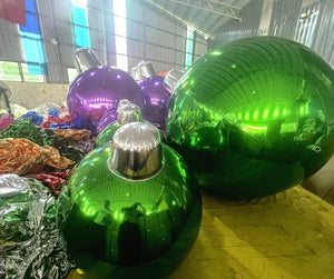 Pack of 6, 2m size Christmas inflatable baubles| Indoor and outdoor immersive event props