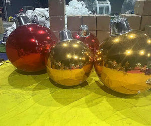 Pack of 6, 2m size Christmas inflatable baubles| Indoor and outdoor immersive event props