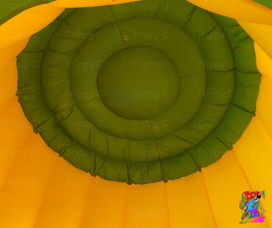 Giant inflatable lemonade stand promotional display